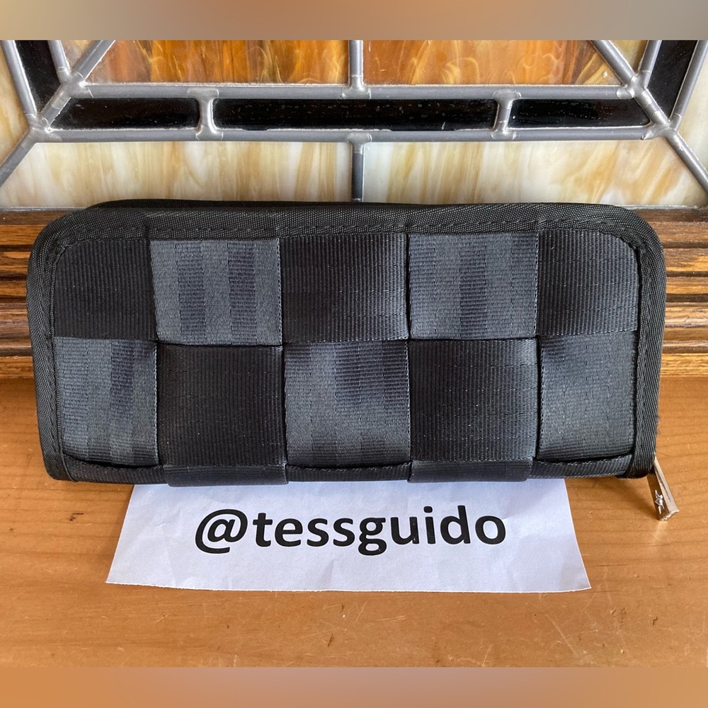 EXUC Harveys Clutch Wallet